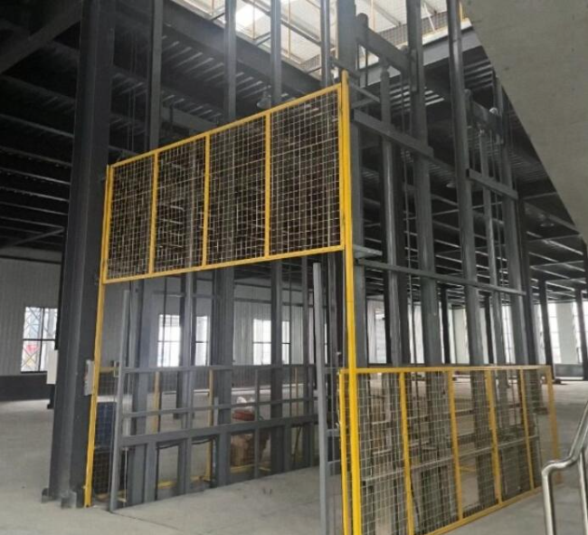 依兰请详细介绍一下货梯安装在室外的维护方法