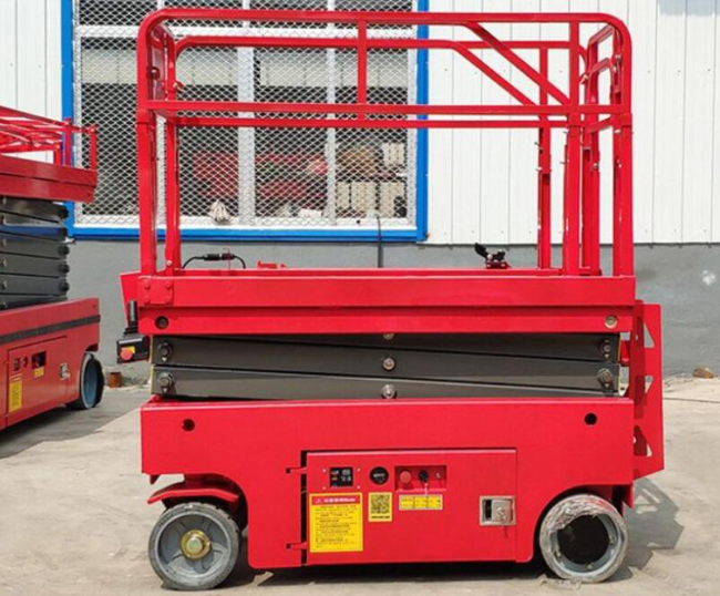 依兰移动式升降平台