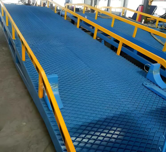 依兰移动式液压登车桥